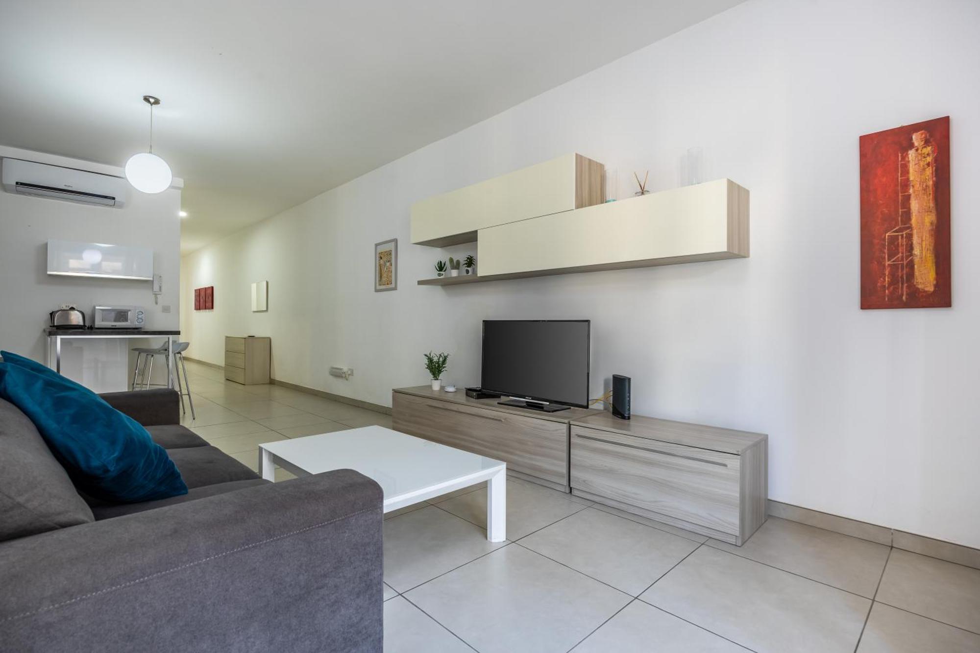 Superb 3Br Apt Close To Seafront Gzira Zimmer foto